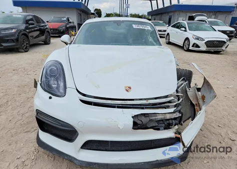 2016 Porsche Cayman Gt4 z USA, uszkodzony, nr VIN WP0AC2A82GK197098